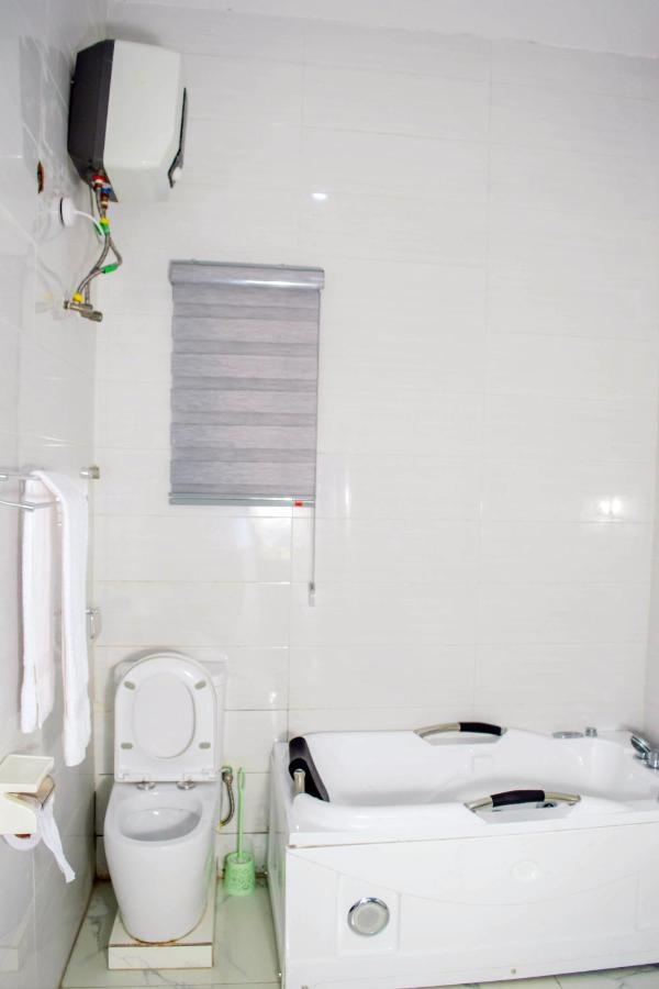 Ocean Park Hotel,Lekki Phase 1 エクステリア 写真